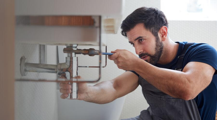 Sink faucet installation in Solano, NM